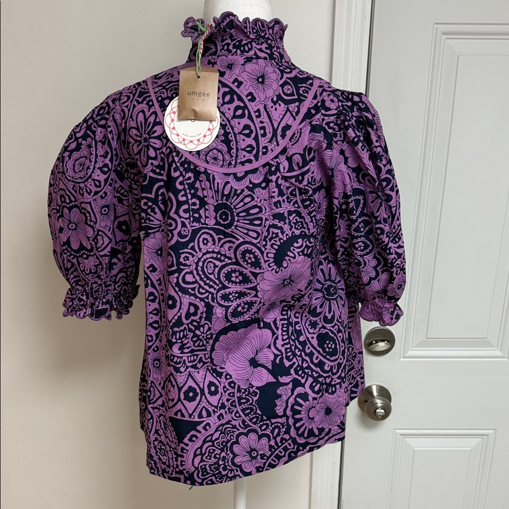 Umgee Purple and Blue Floral button down Blouse size small NWT - Picture 6 of 6